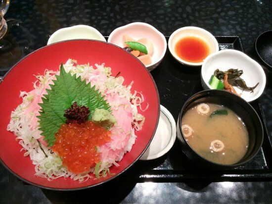 Suginoko Tokyo International Airport