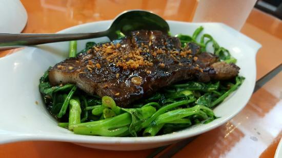 Qubiertos Grill and Restaurant