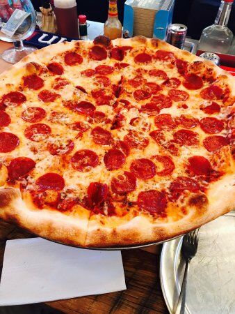 Father's Daughters Pizza